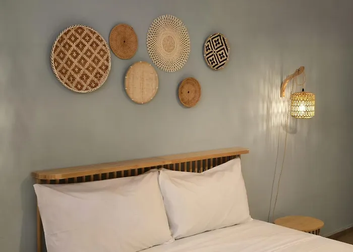 Sea And Sand's Howme *