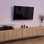 Sea And Sand's Howme Apartman *