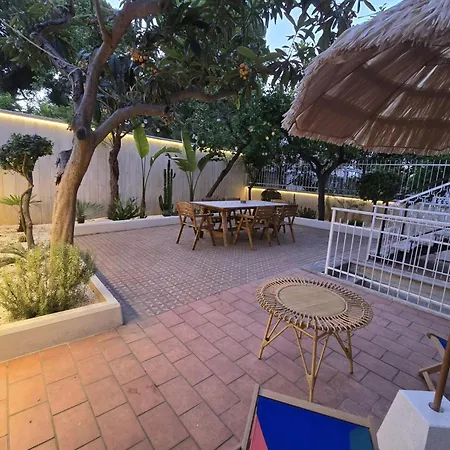 Sea And Sand's Howme Appartement *