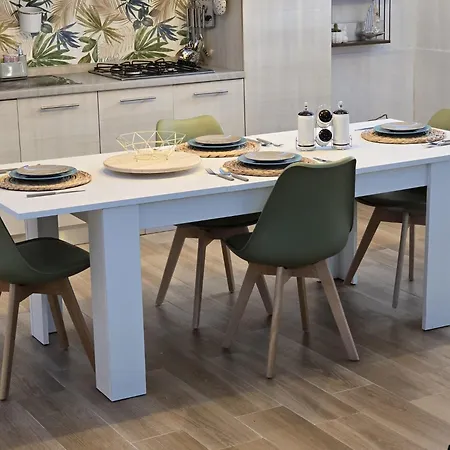 Sea And Sand's Howme * Bari